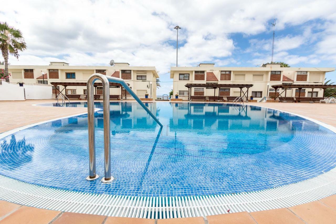 Veramar Vista Piscina Арона Экстерьер фото