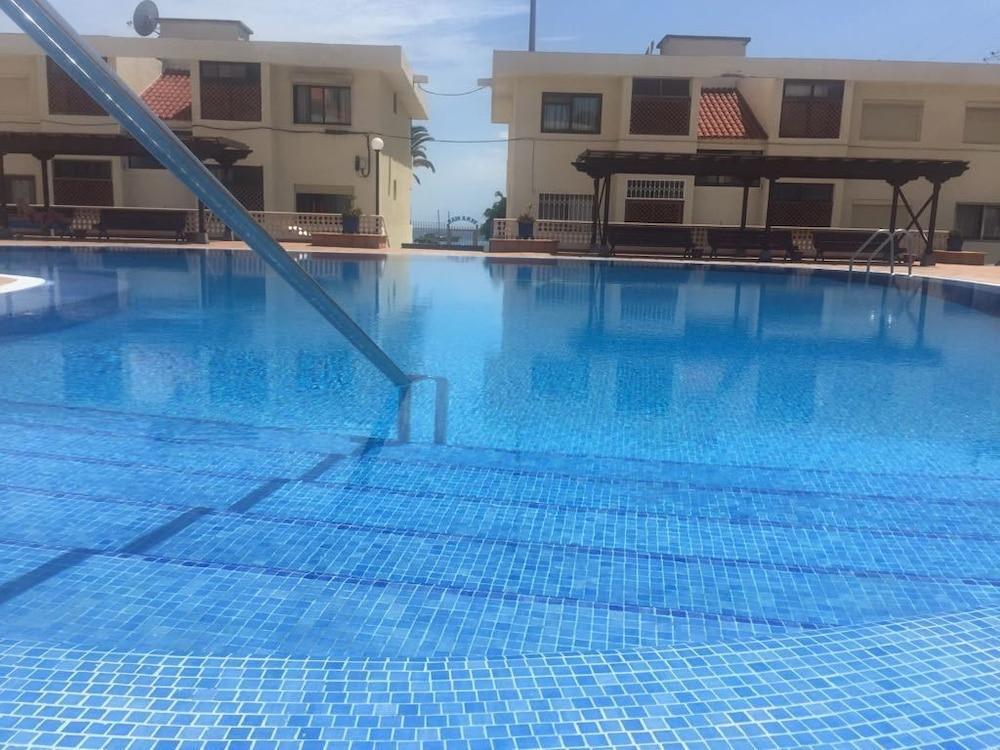 Veramar Vista Piscina Арона Экстерьер фото